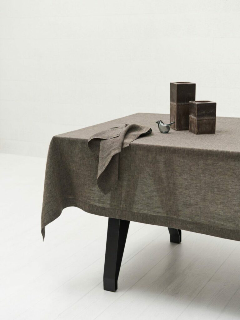 Jungle-tablecloth