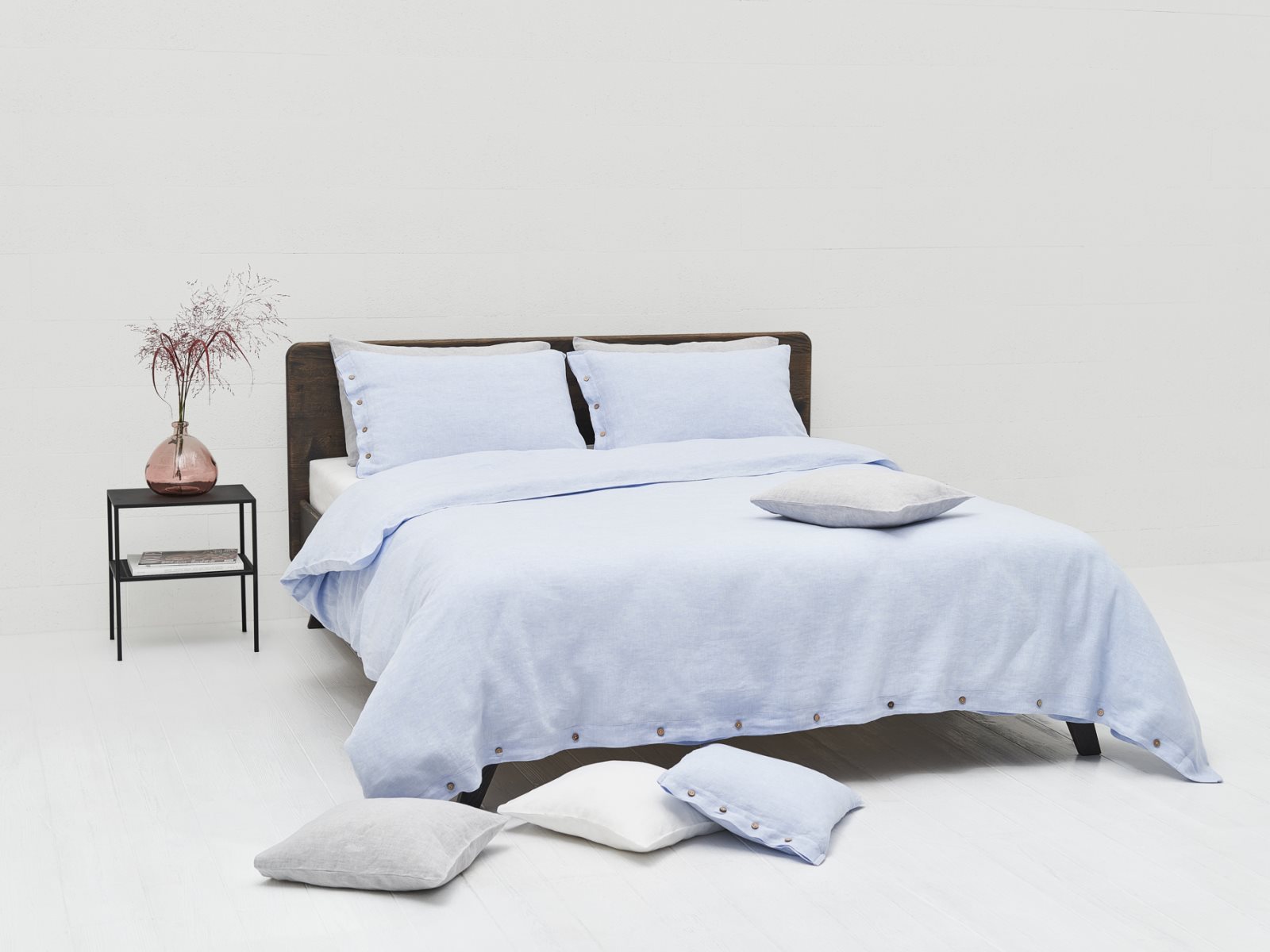 Celeste Buttons Leinen Bettwäsche von Geniksa – Bild 3