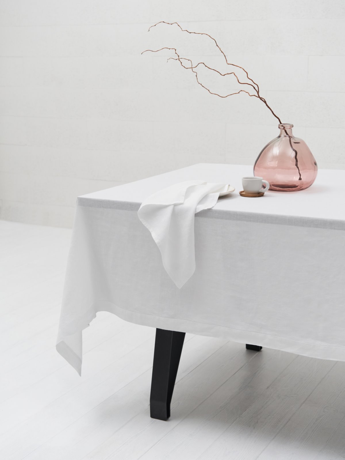 Cygna Leinen Tischdecke von Geniksa – Bild 2