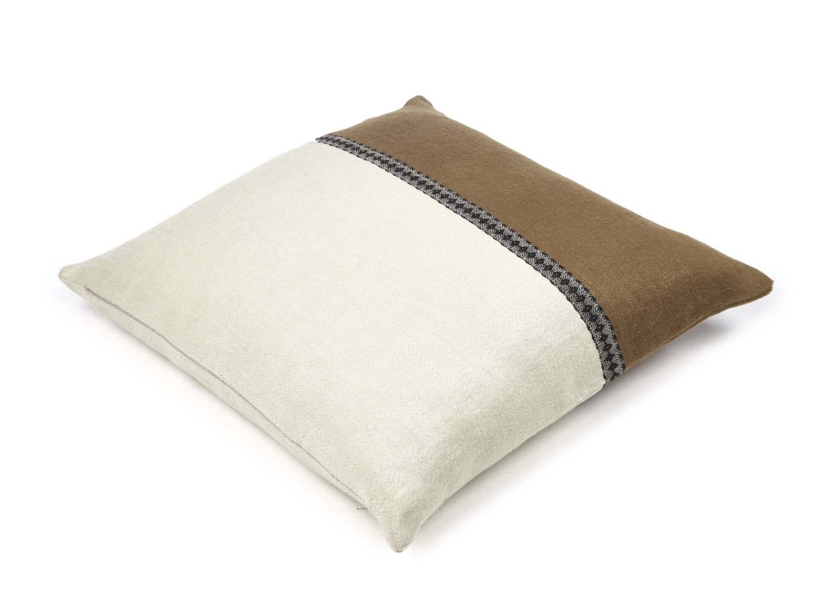 Etienne Leinen Coverlet und Kissen von Libeco – Bild 8