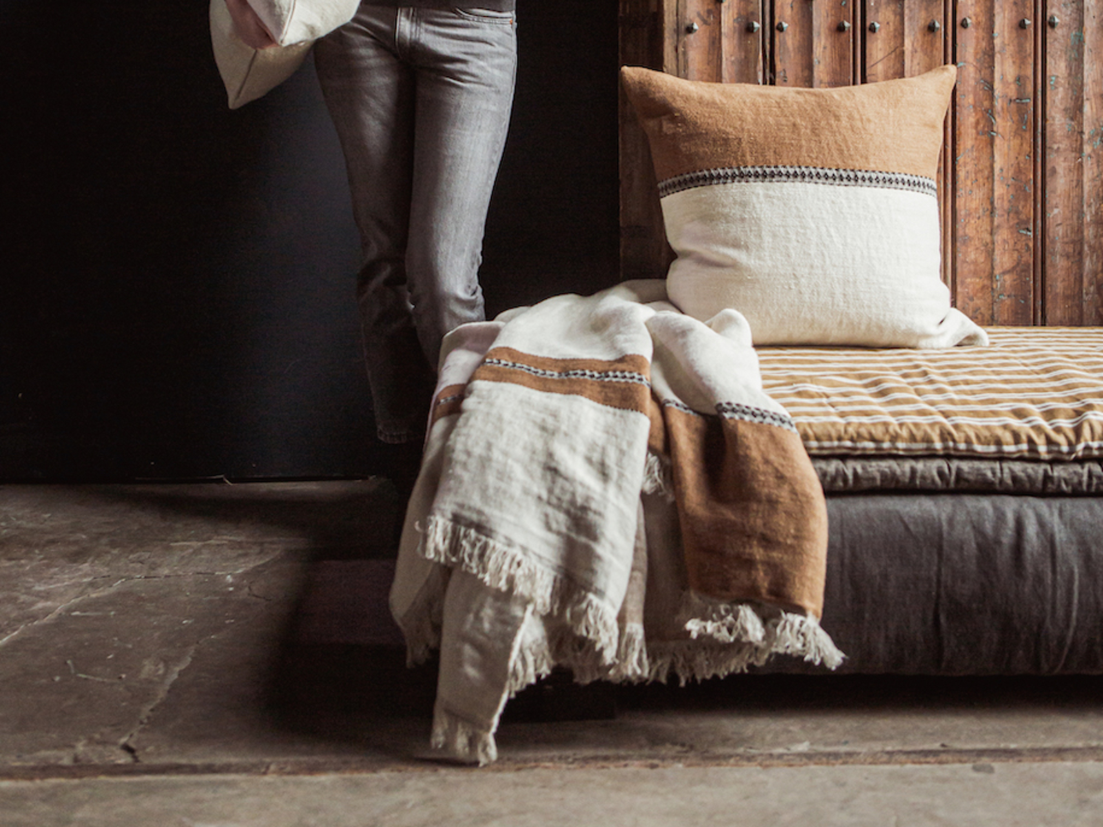 Etienne Leinen Coverlet und Kissen von Libeco – Bild 5