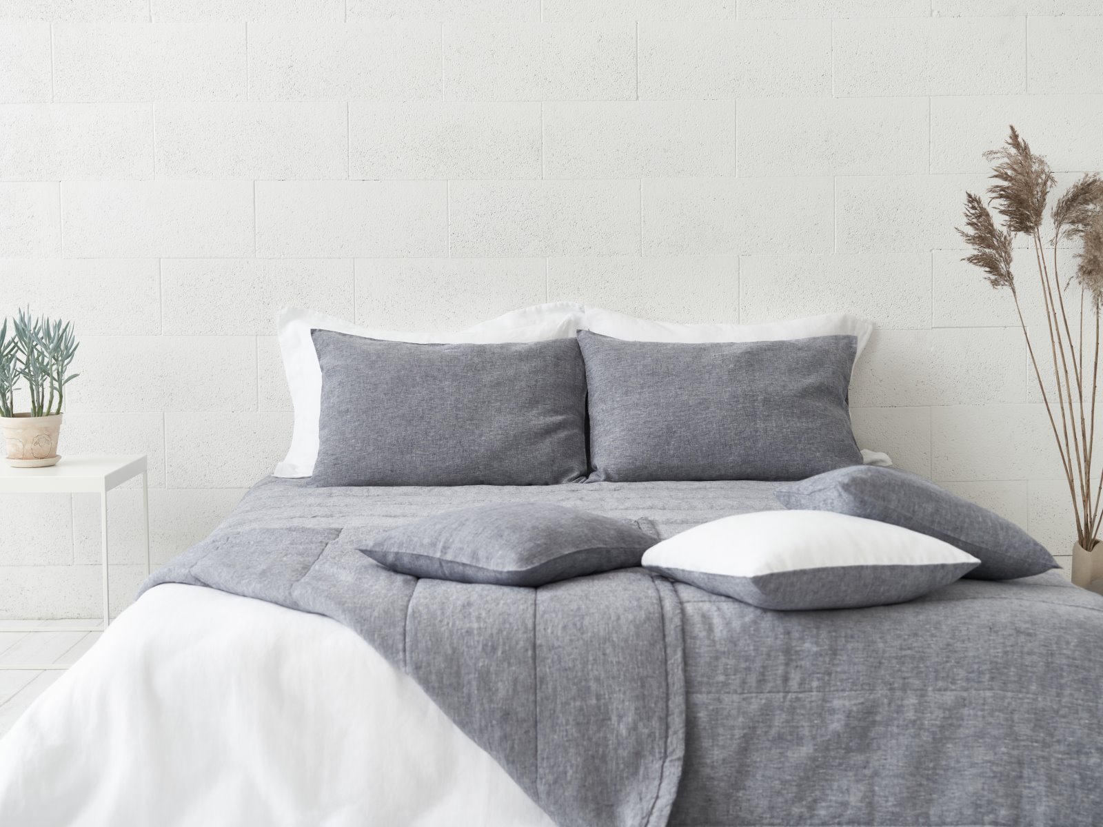 Heron Classic Leinen Tagesdecke von Geniksa – Bild 2