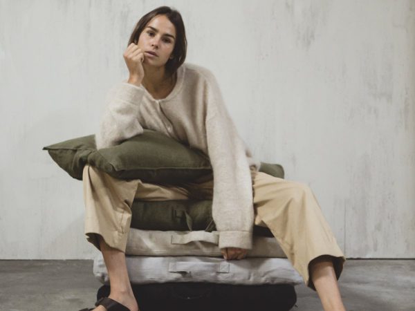 Hudson Flax Leinen Coverlet und Kissen von Libeco