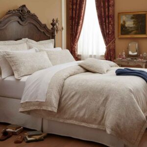 Ein Bett in einem Zimmer