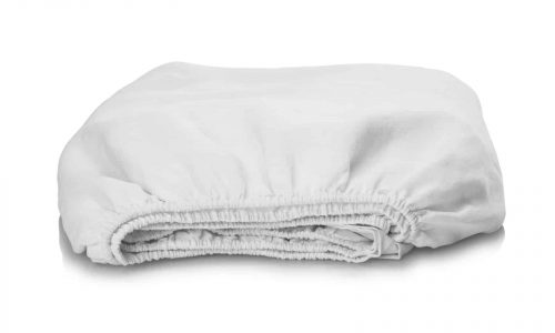 Das Heritage White Bio Leinen Spannbettlaken von Libeco, mit elastischen Rändern, ist sauber gefaltet und auf einem schlichten weißen Hintergrund abgebildet.